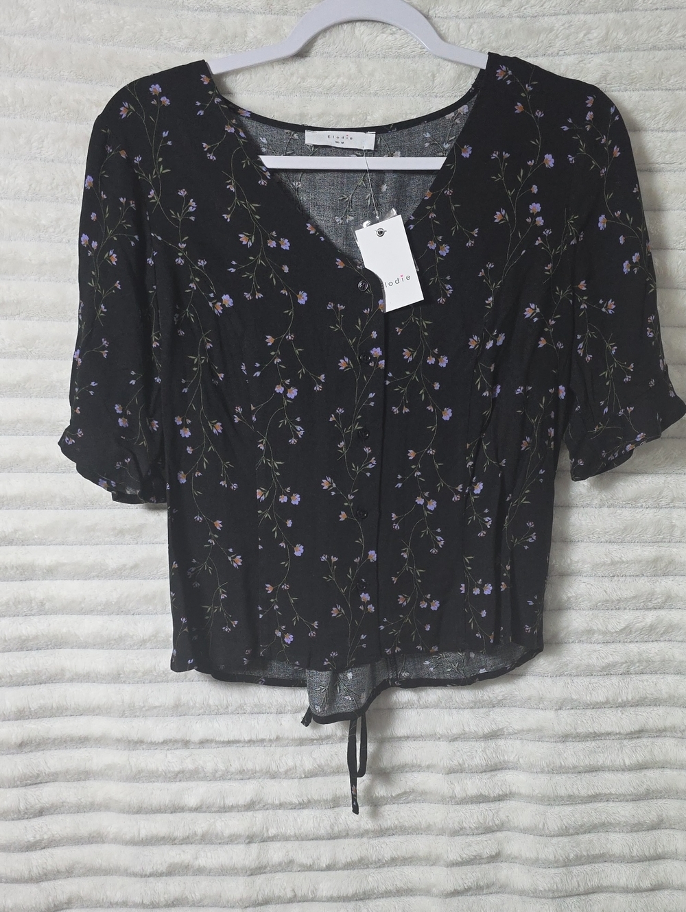 0278‎  Elodie Black V-Neck Tie-Hem Blouse with Lavender Floral